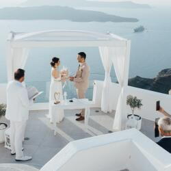 Fluid Elegant Photo The Breathtaking Beauty Of An Island Wedding